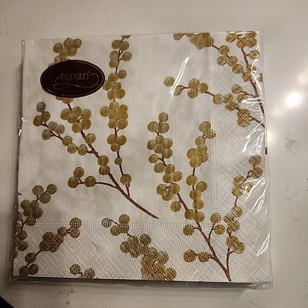 Berry branches white gold Caspari paper lunch napkins 20 pack 33 cm sq 3 ply